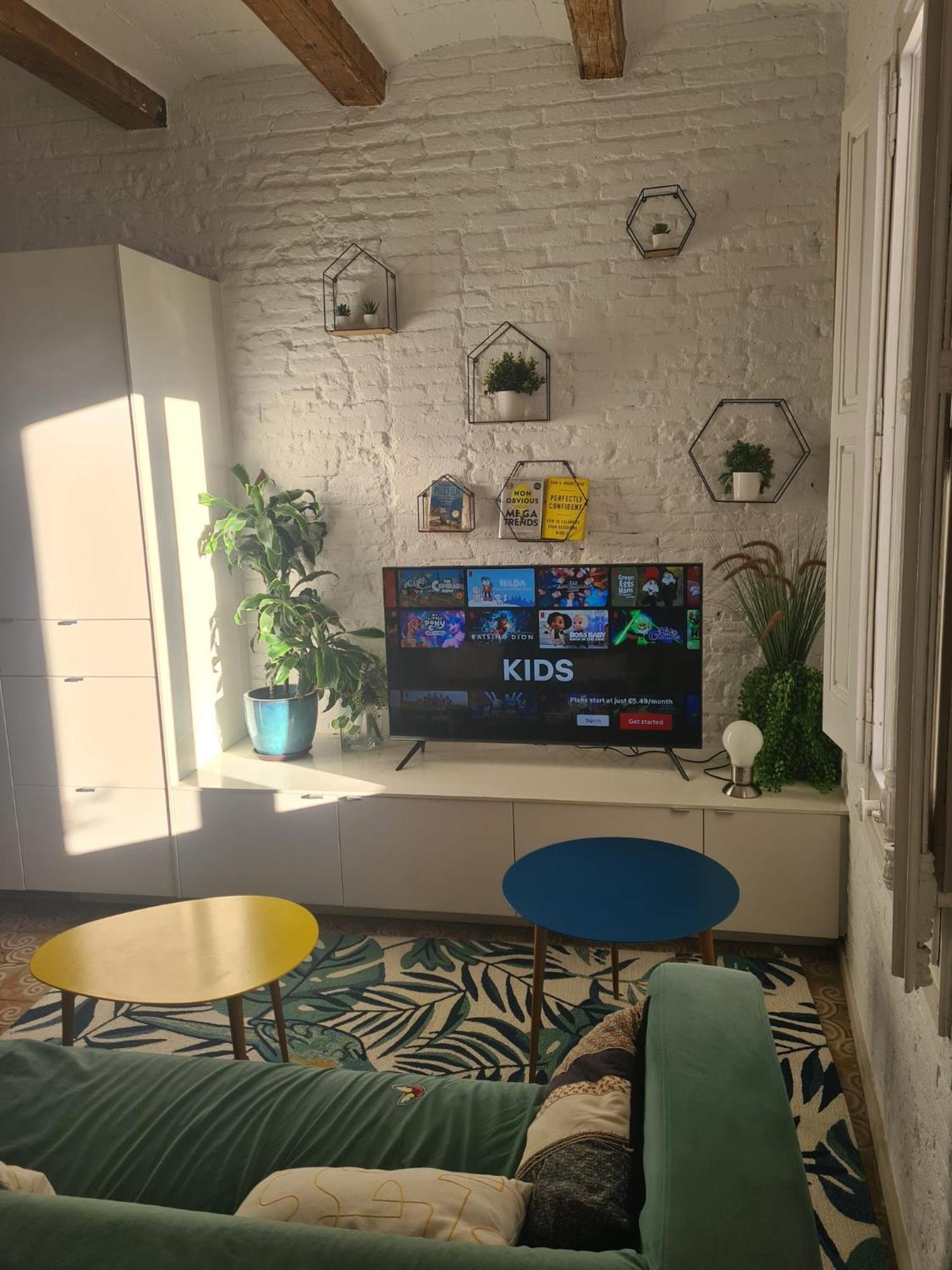Enchanting 2 Bedroom Flat With Terrace Near Placa Espanya Барселона Екстериор снимка